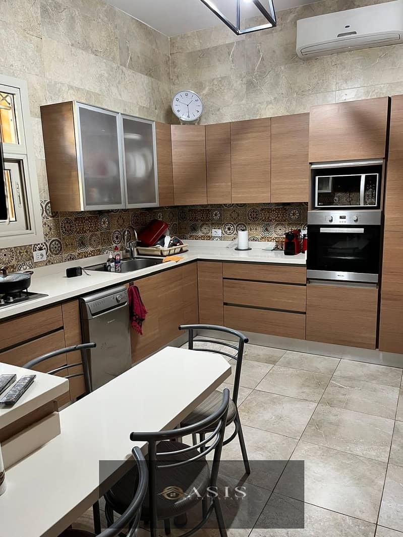 10 WhatsApp Image 2025-11-19 at 14.37. 53 (3). jpeg