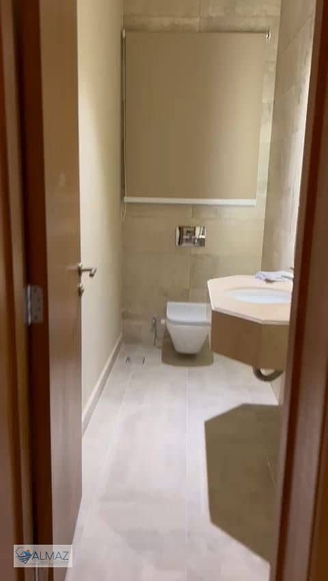 30 WhatsApp Image 2025-12-02 at 12.31. 03 PM (3). jpeg