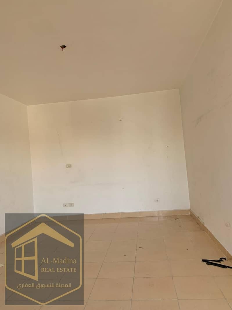 5 WhatsApp Image 2025-12-02 at 11.03. 34_1239f4c7. jpg