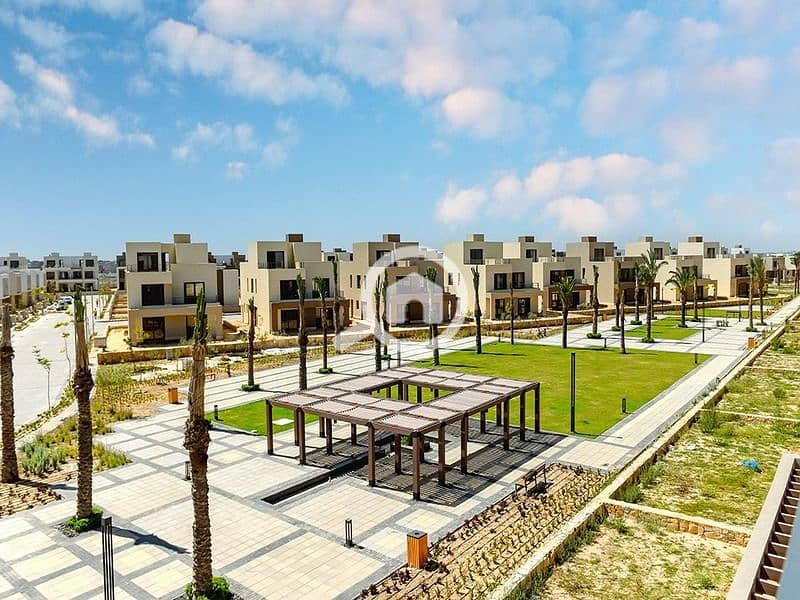 2 f81da72e-7b0a-484a-8929-8653effd4ded. jpeg