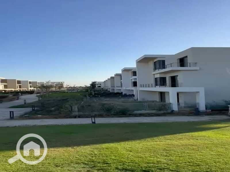 5 5bacf22f-92e8-42c8-a6fe-5f2a06243189. jpg