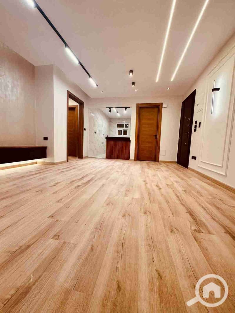 1000112916. jpg 1000112916. jpg