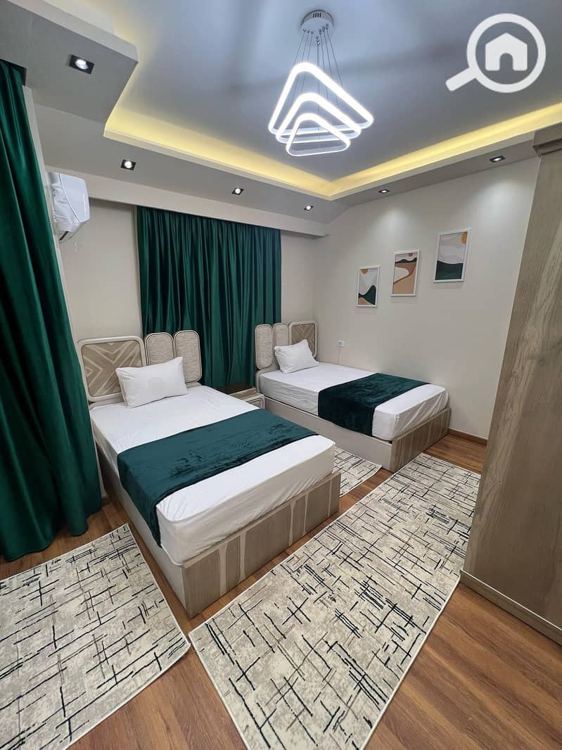 3 1ba740dc-f62b-470b-96b6-47d46f10fd26. jpeg