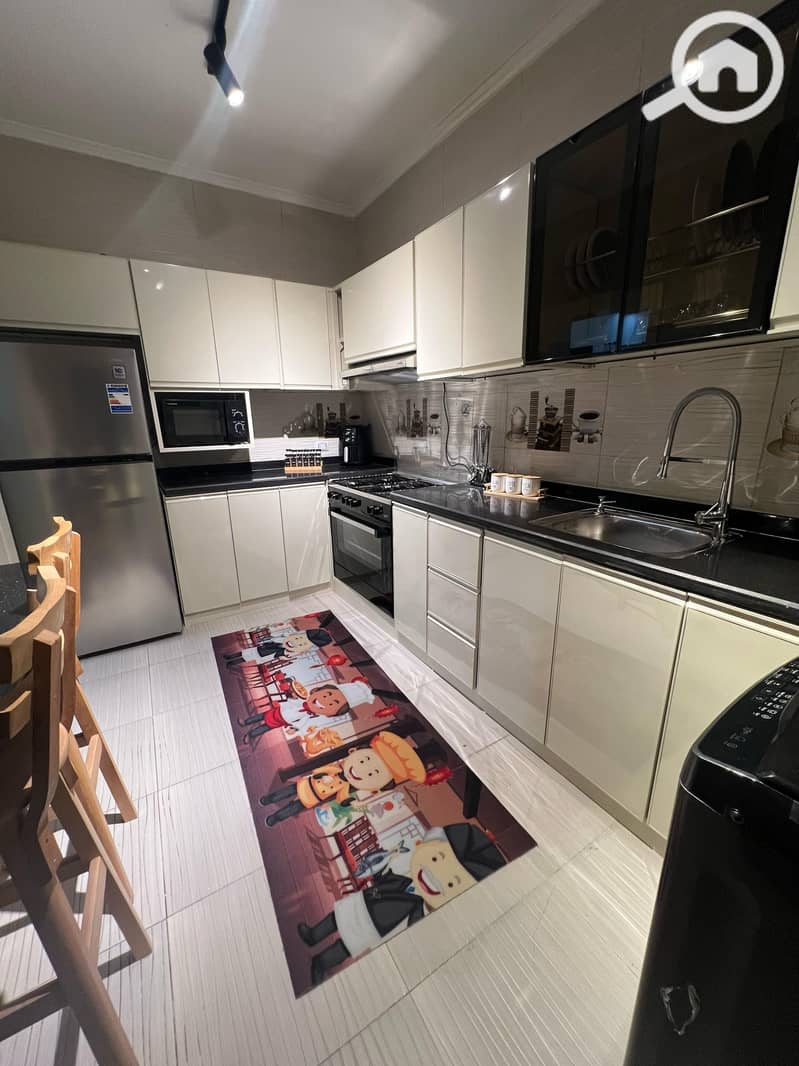 6 7b2a6088-00cb-45f2-a6a1-a462fd53304f. jpeg