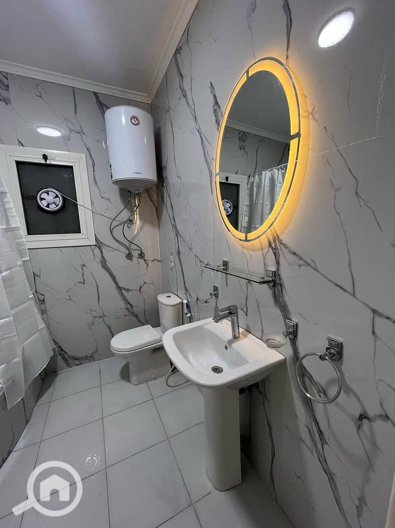 13 25ec091b-92c8-4948-9c08-c02a83283c9b. jpeg