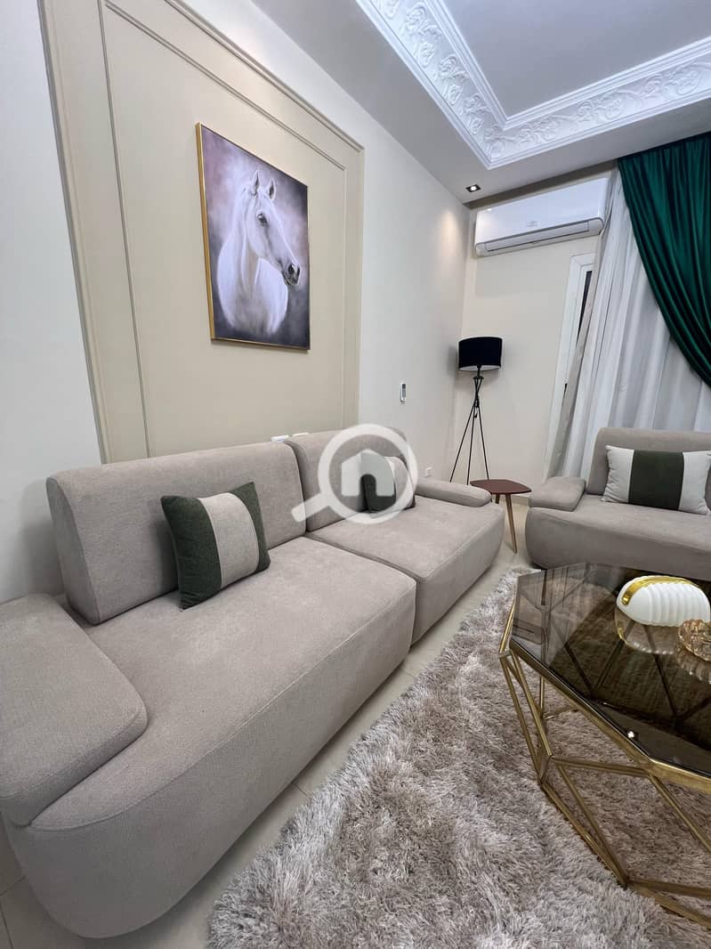 17 54dd53f8-834b-4a3d-b135-afeada54f417. jpeg