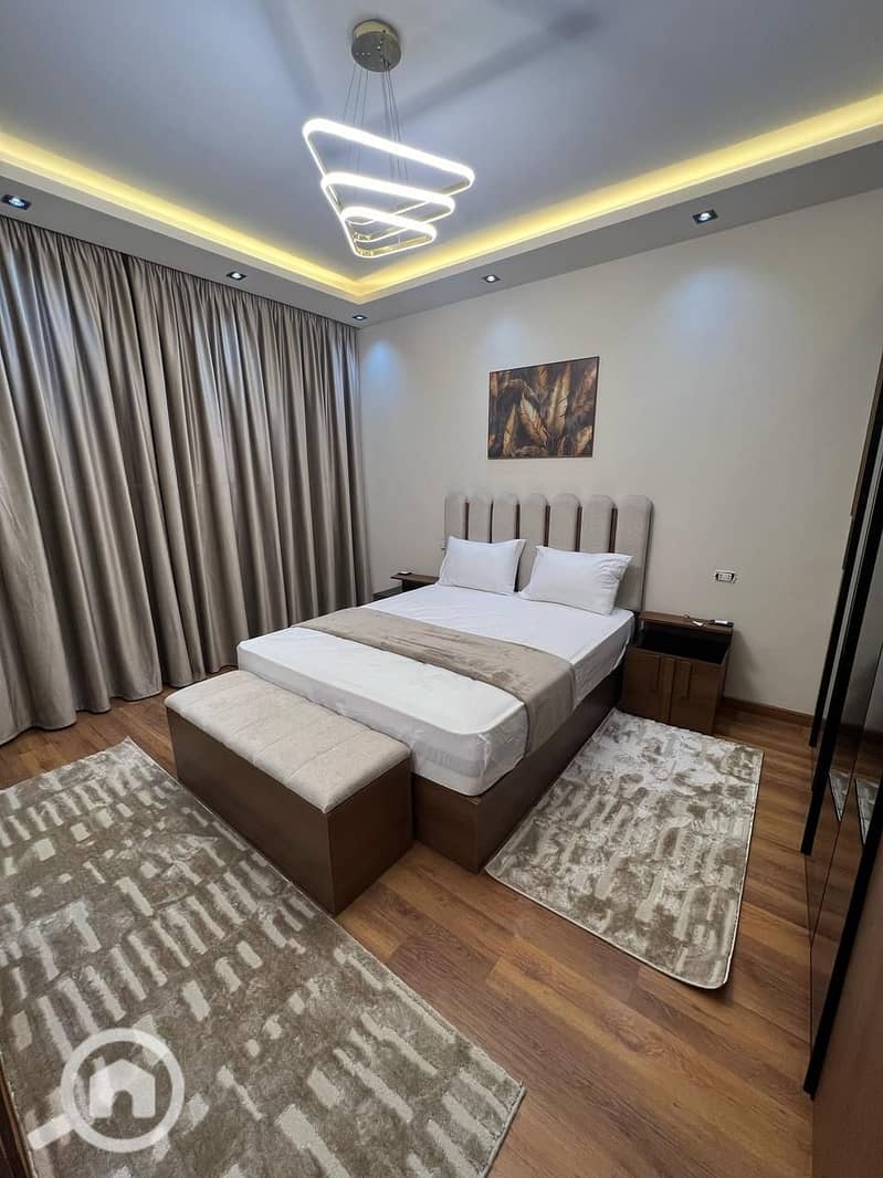 35 ccd5ec27-22b5-40d9-8cd4-87e7e55dbc1e. jpeg