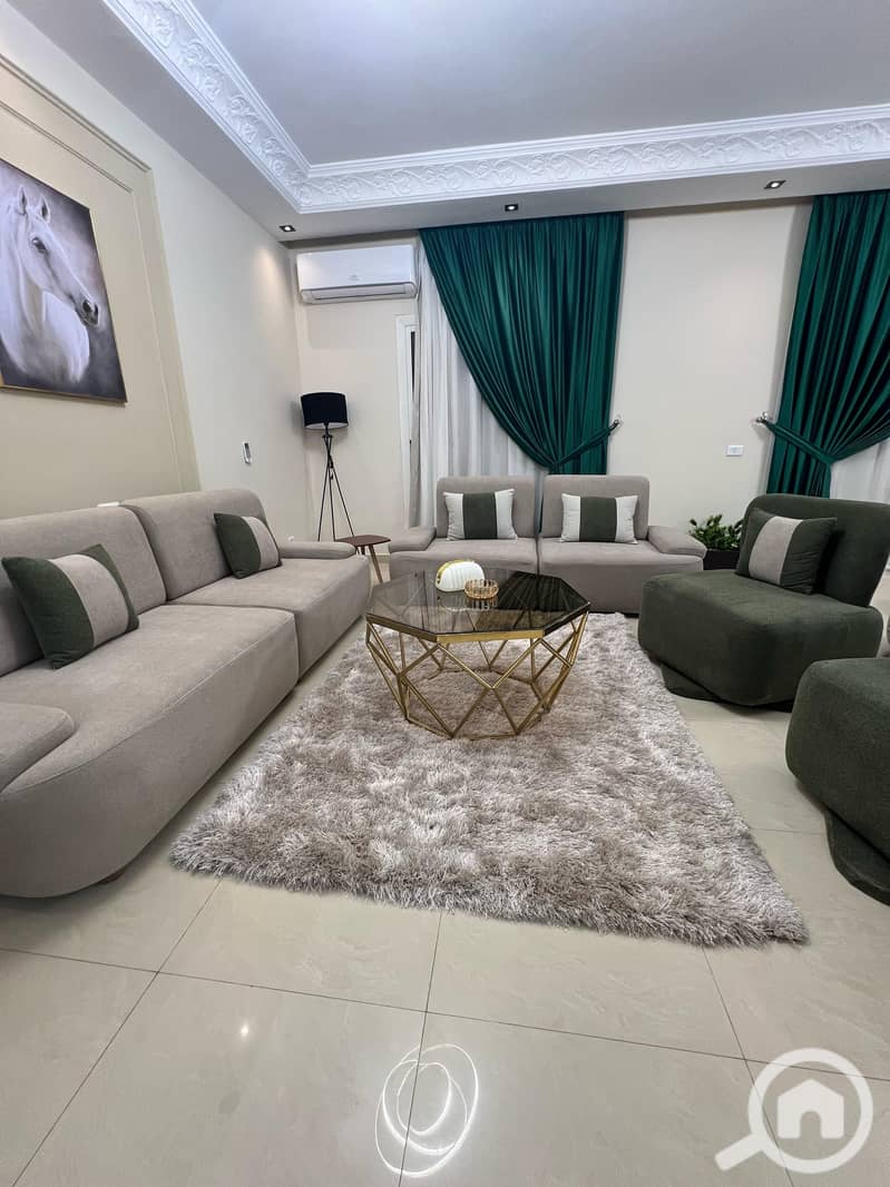 40 ede16e18-6009-415e-bebd-bcdfa48b87f2. jpeg