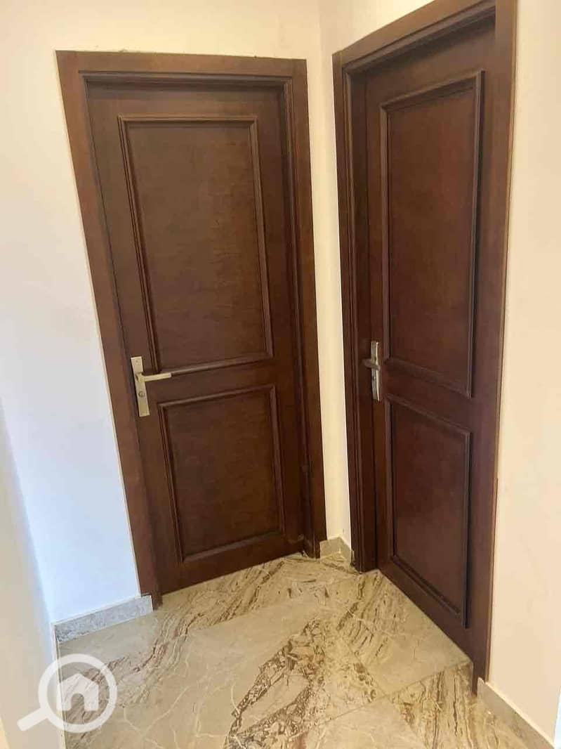 4 014b2d5a-df89-40c5-89e7-bff0091215ec. jpg