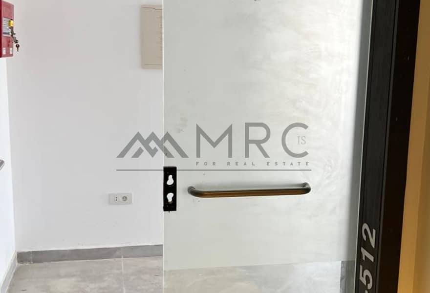 6 288c6beb-a483-4ef1-b0c2-5ec0a6a73660. jpg