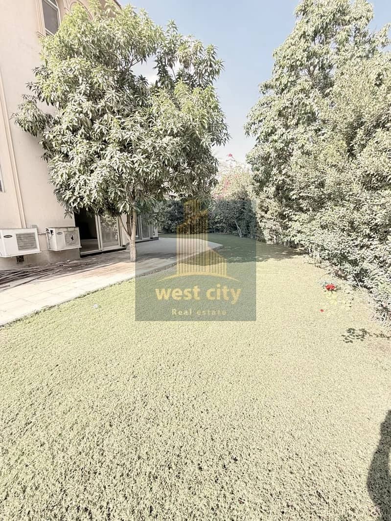 3 WhatsApp Image 2025-12-02 at 12.50. 01 PM(1). jpeg