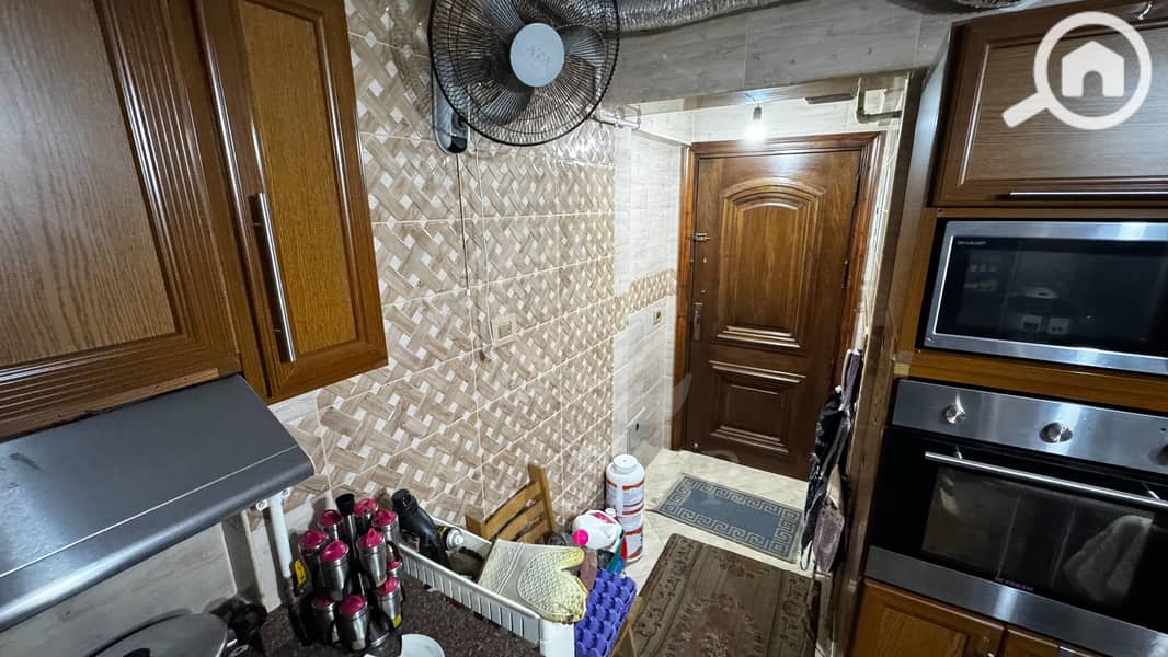 9 f8bb476c-8b4e-4409-b297-937129db5435 2. JPG