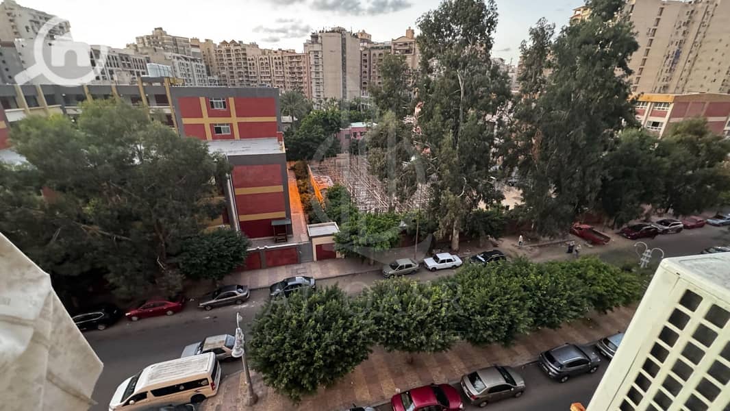 7 eb81863a-79ef-47f3-9f51-165db62451e2. JPG