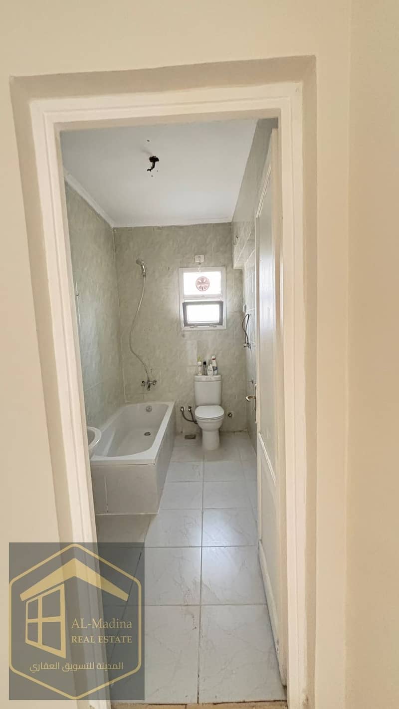 6 WhatsApp Image 2025-12-01 at 23.56. 01_7e9e374d. jpg