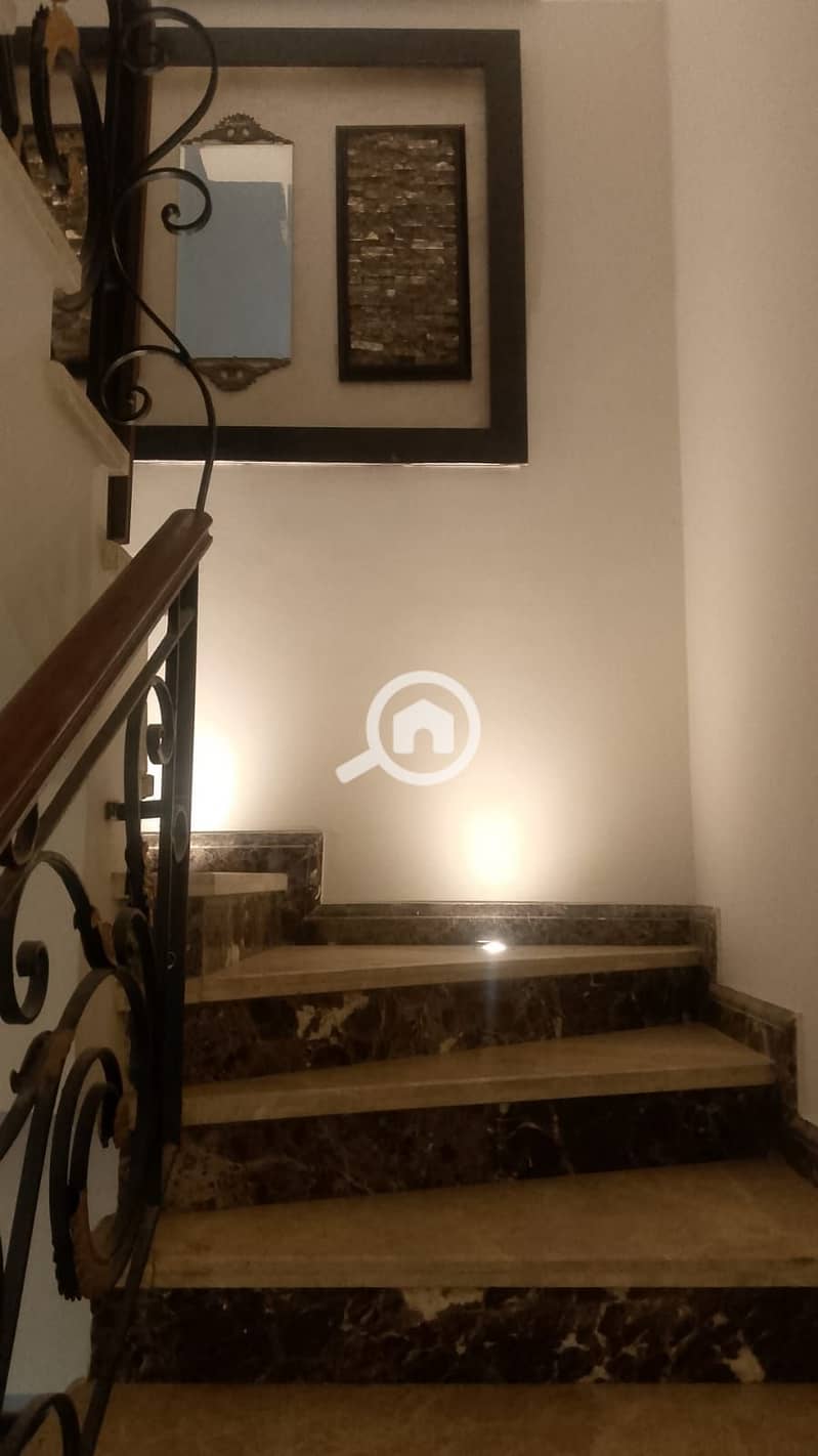 11 a05f97cd-fa82-41fe-af44-a58a420ff522. jpg