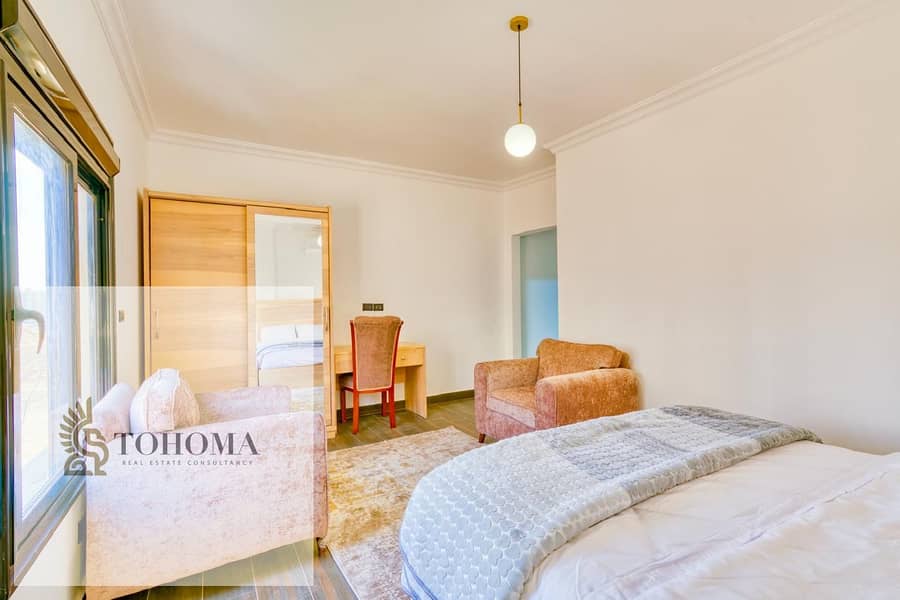 4 b16bbc2b-cb97-4136-9c8b-5f96d956953a. jpg