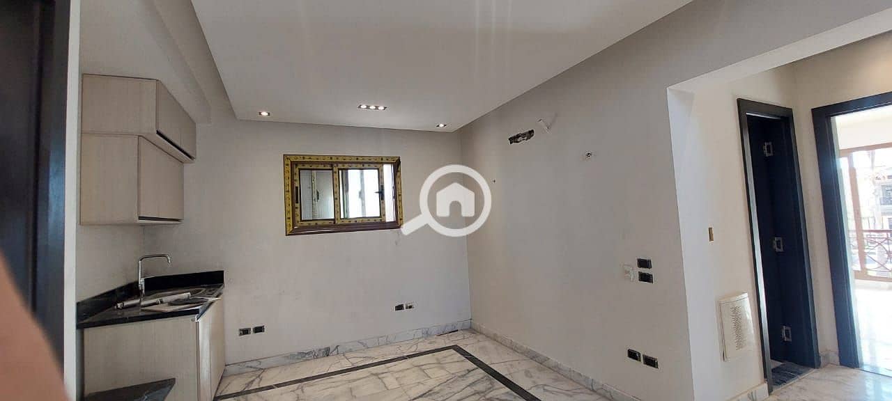 10 eb6e6c8c-a00a-4813-b6d8-fb6be812fc77. jpeg