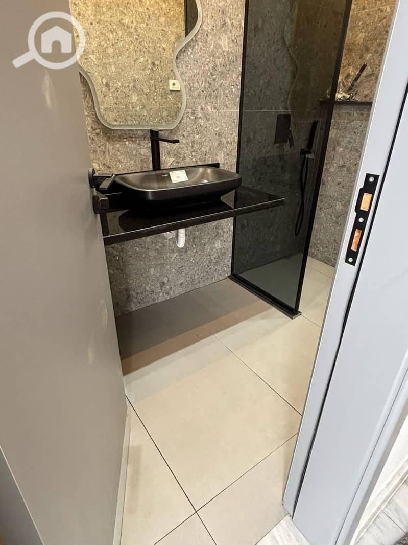 16 IMG-20251130-WA0381. jpg