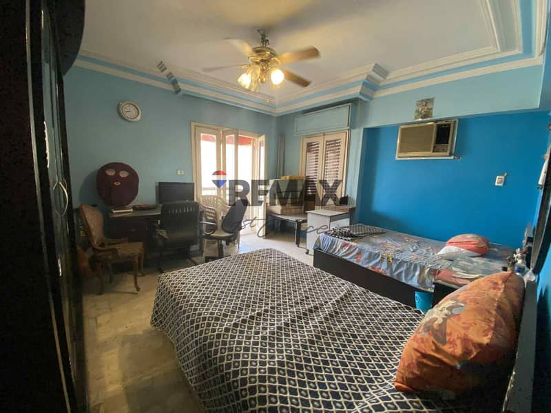 4 0ce70f45-7d37-4ced-9d3e-5dd51c7d230e. jpg