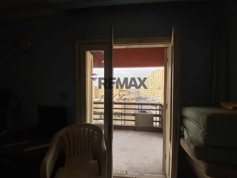 7 51f2f86f-c7d8-4064-9f4f-34aa6f2046a0. jpg