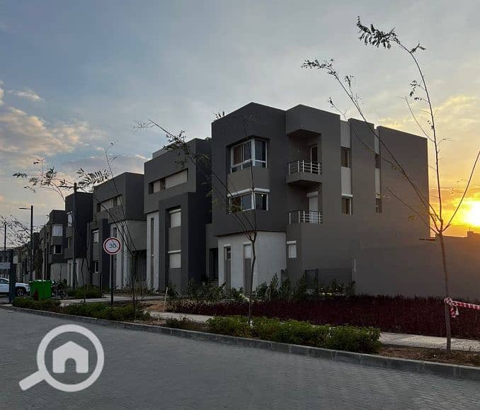 5 {1E20C294-7127-4849-ACFF-A0102389315A}. png