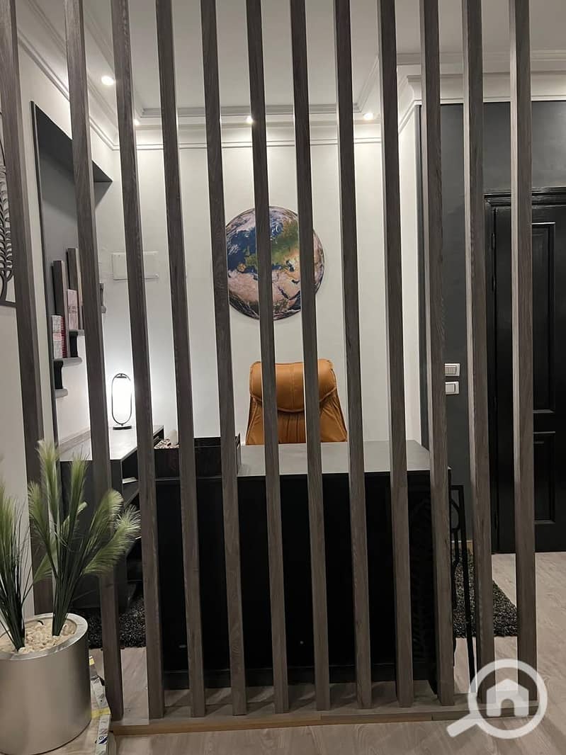 7 892a3612-d47f-4d36-9303-eba0287a517b. jpeg