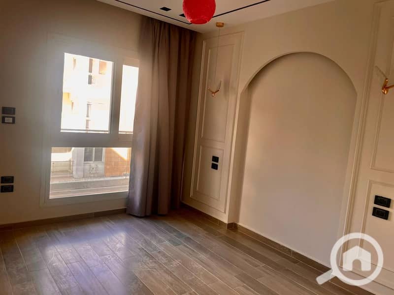 5 WhatsApp Image 2025-12-02 at 13.26. 37_1d930087. jpg