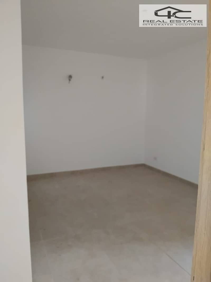 16 WhatsApp Image 2025-12-02 at 1.35. 53 PM (3). jpeg