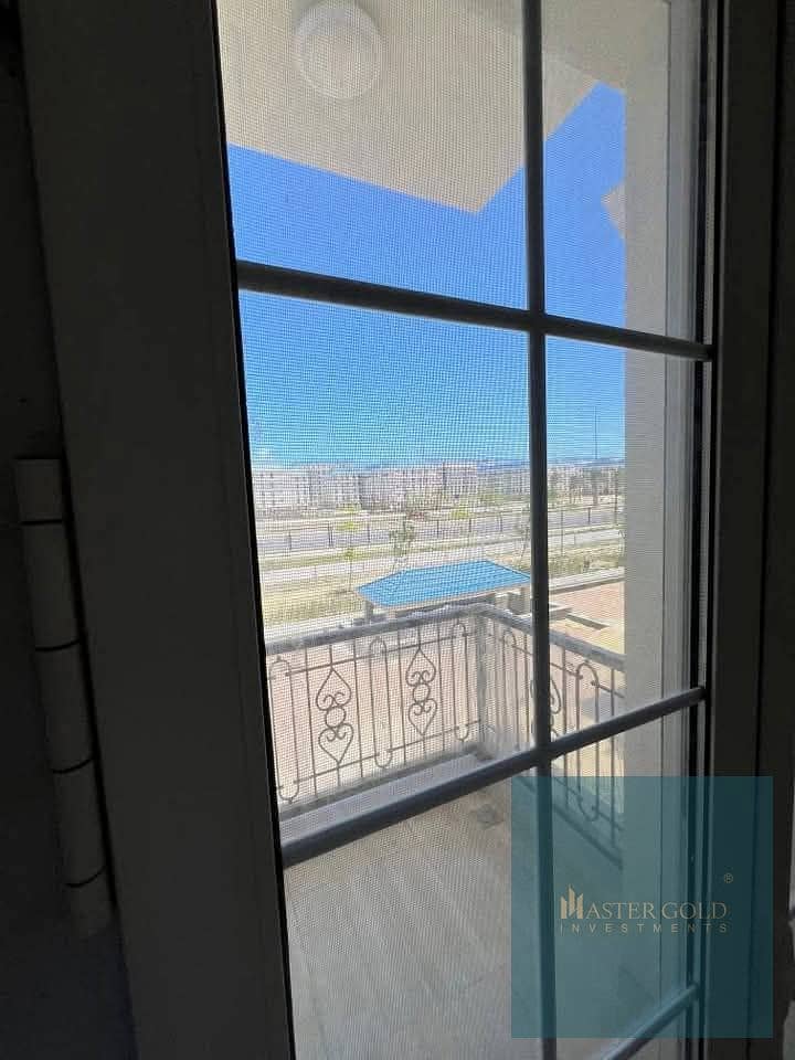 6 WhatsApp Image 2025-12-02 at 13.43. 25. jpeg