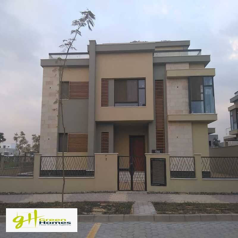 2 1f7ae867-05d5-40e5-a1a6-e3620d0612ef. jpg