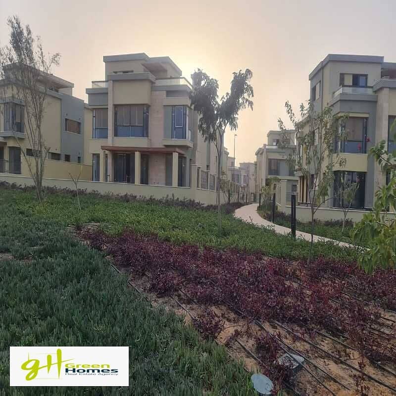 4 2bdc918b-4333-4c97-b7dc-c72a30f79827. jpg