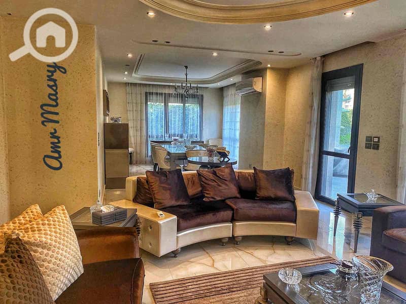 9 e5d4fe95-1779-4f76-ac1f-eb8ff15fb68d. jpg