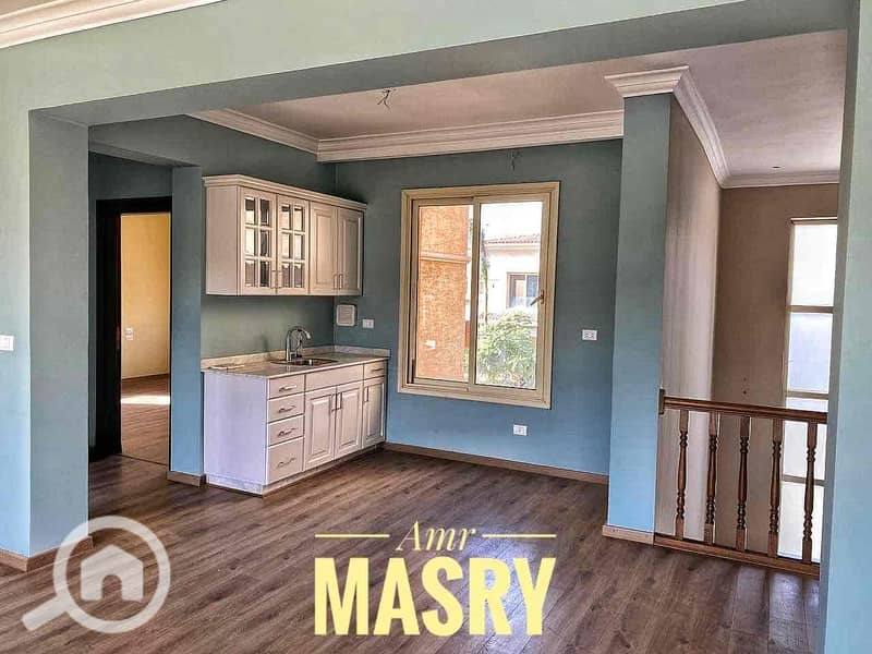 10 fa8d5bab-bc00-49fb-bb8f-551c7e5fc615. jpg