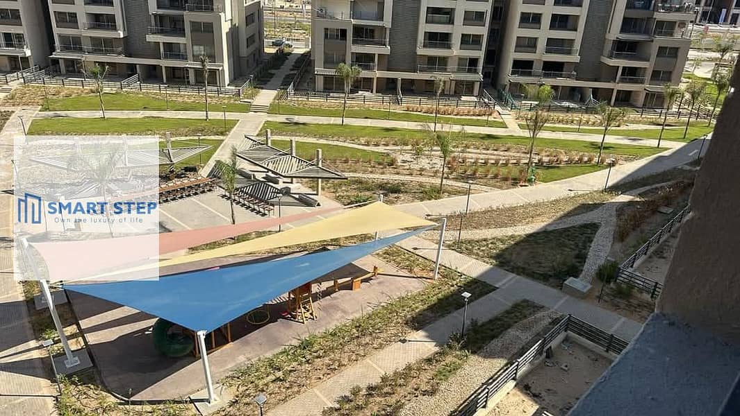 5 d79f2225-a215-438d-9dcc-4c3b96a4ae75. jpg