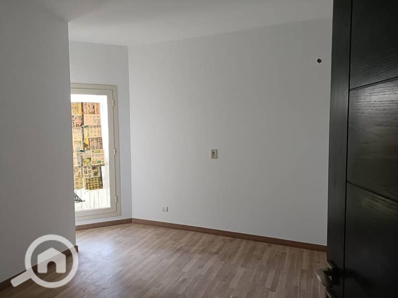 3 1182aeac-1e98-4e3b-85d5-702b2c5f3559. jpg