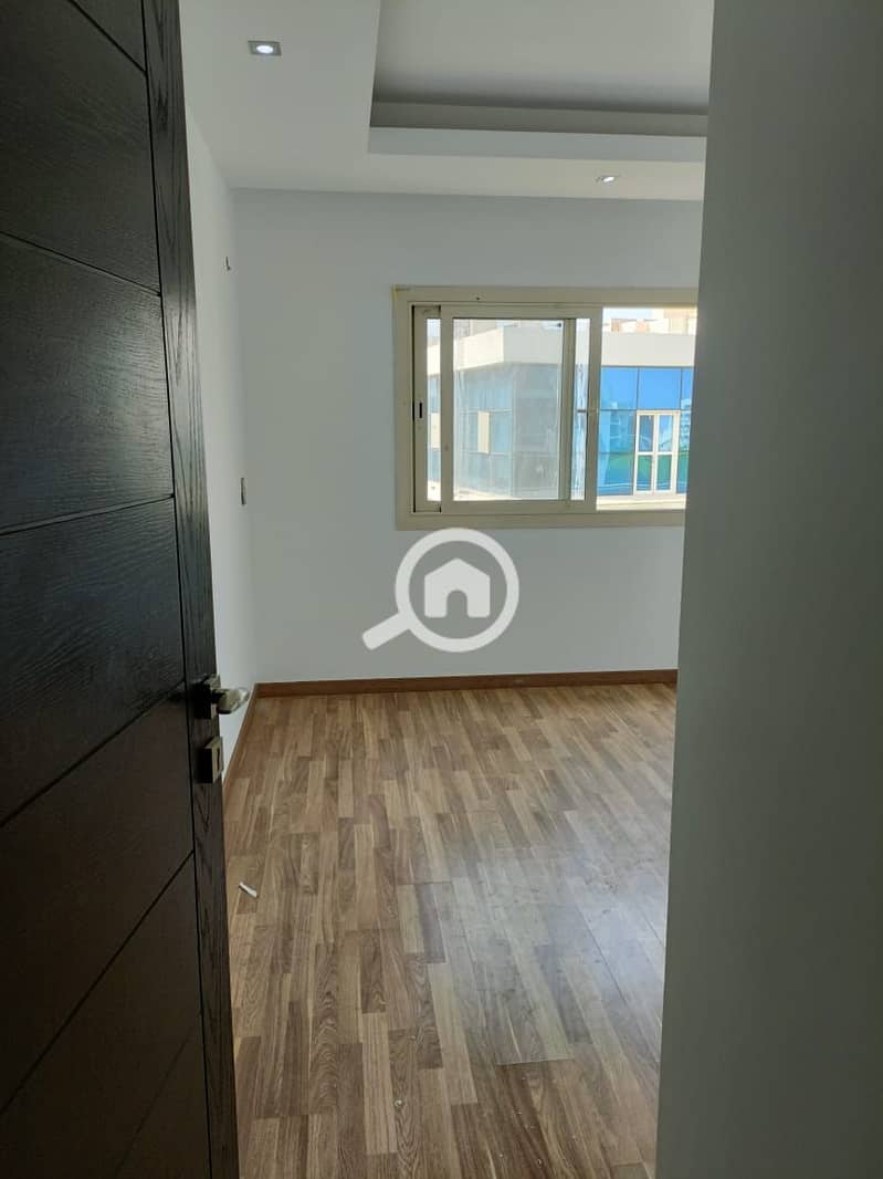 5 7c621b6b-2c09-4acf-a337-261d2ea58627. jpg