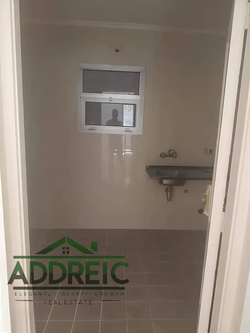 6 WhatsApp Image 2025-09-23 at 6.14. 15 PM. jpeg