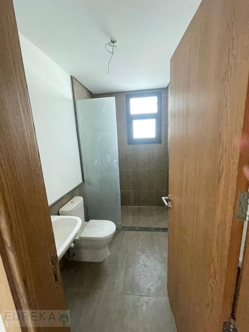 18 PHOTO-2025-12-01-13-14-43. jpg