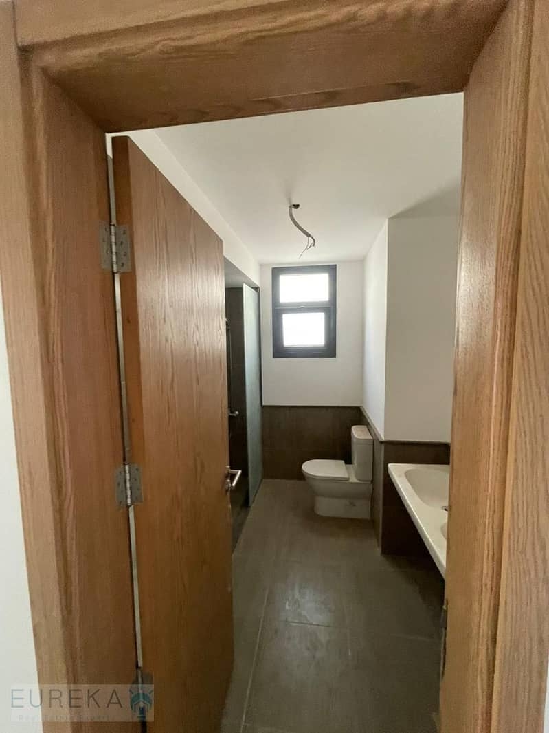 19 PHOTO-2025-12-01-13-14-44 (13). jpg