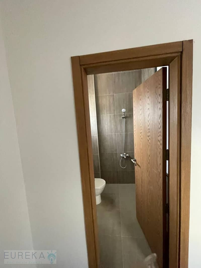 20 PHOTO-2025-12-01-13-14-44 (15). jpg