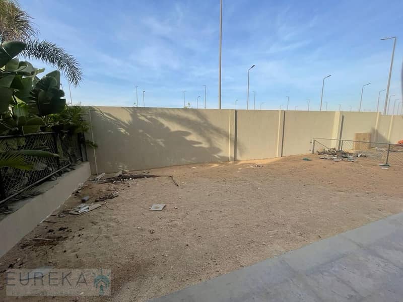 25 PHOTO-2025-12-01-13-14-45. jpg