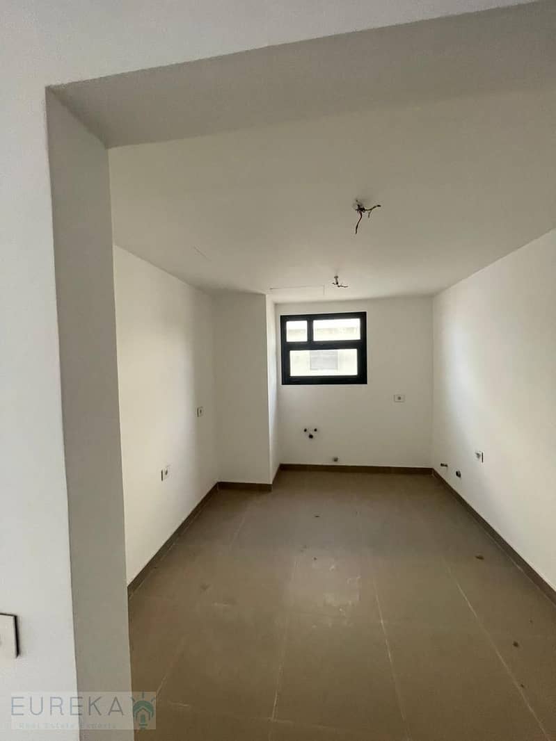 26 PHOTO-2025-12-01-13-14-46 (19). jpg