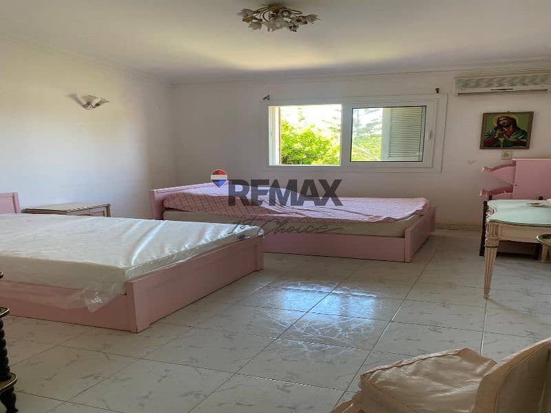 14 63a582c0-4861-47ec-a39a-28b3913ebe6d. jpg