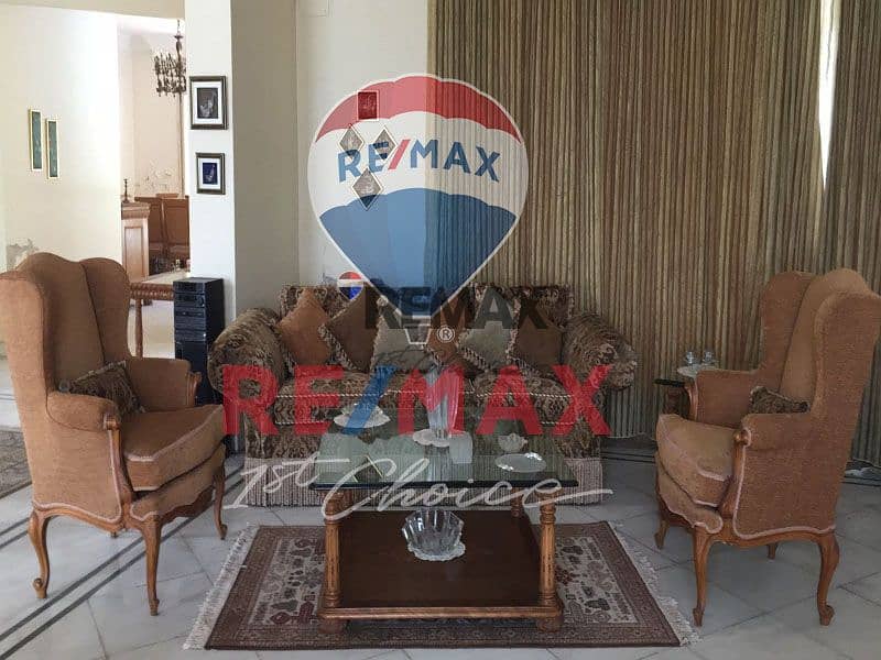 8 eaf9719b-83cc-4988-a91f-79055d9ebf31. jpg