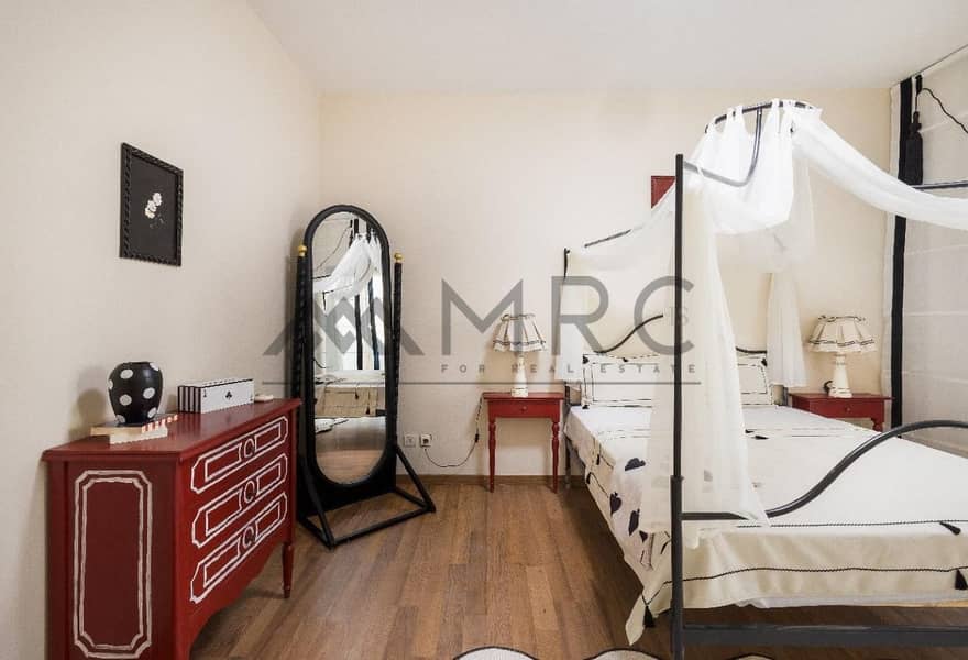 10 5fc4f5b5-d011-4e34-ab9f-5f91b7a3132c. jpg