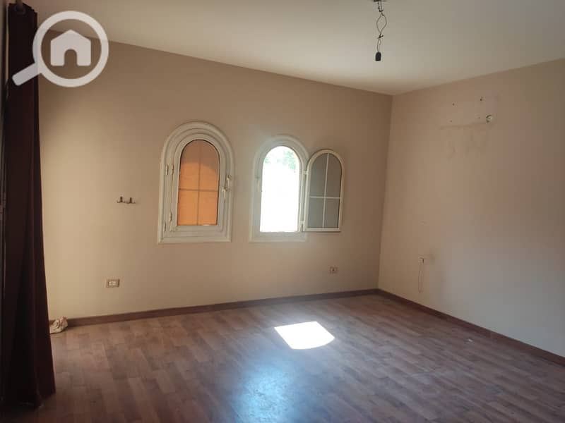 8 a3f0bb1c-fd16-4e1f-854a-743df32d7dbd. jpg