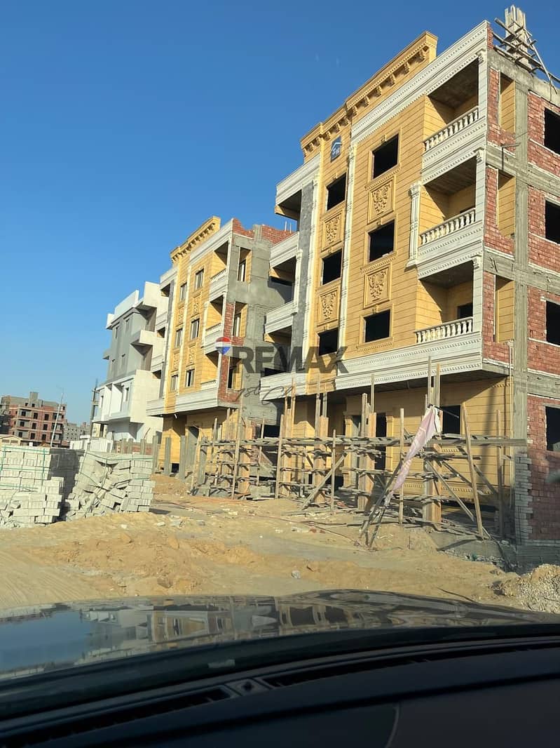 4 25d561e6-4460-42c3-968f-7d864e3227a3. jpg