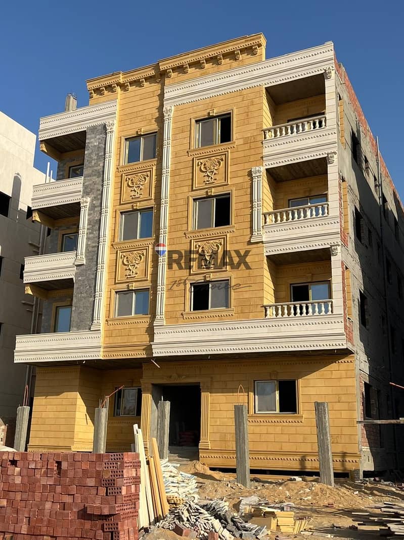 5 eff96077-4368-44fa-bb75-8386d575a93e. jpg