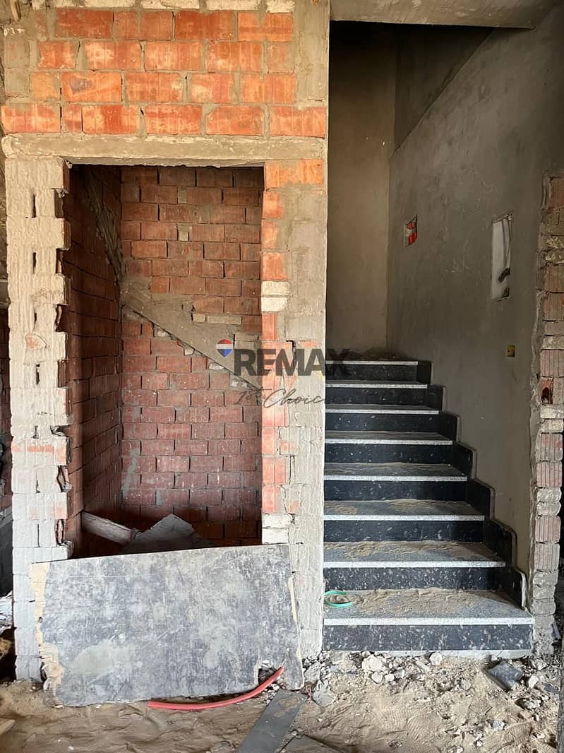 14 3810e1a8-8270-4b0f-8134-7bd7e008b010. jpg