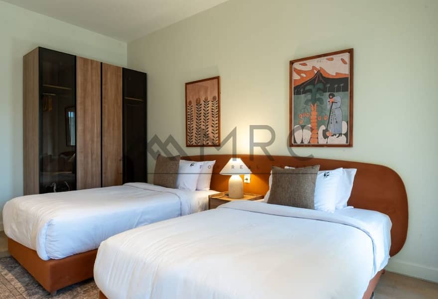 6 64b582af-1ab2-492b-9ee9-e61a2d95c31d. jpg